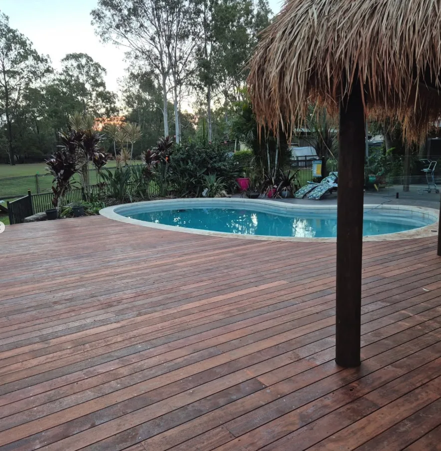 Pool Deck & Bali Hut - Timber